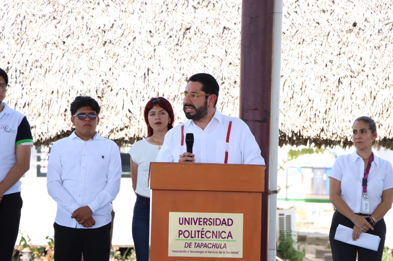 UPTap conmemora el día de la bandera