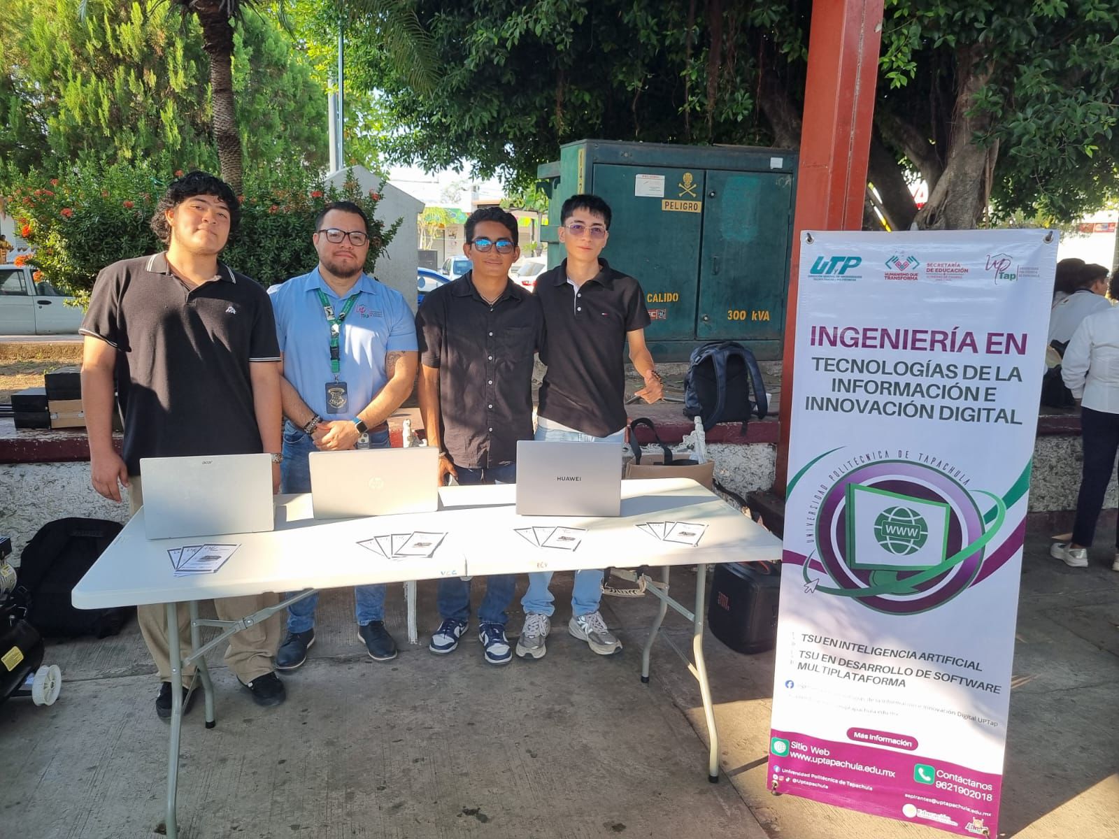 🎓 UPTAP PRESENTE EN LA FERIA PROFESIOGRÁFICA DEL COBACH PLANTEL 70