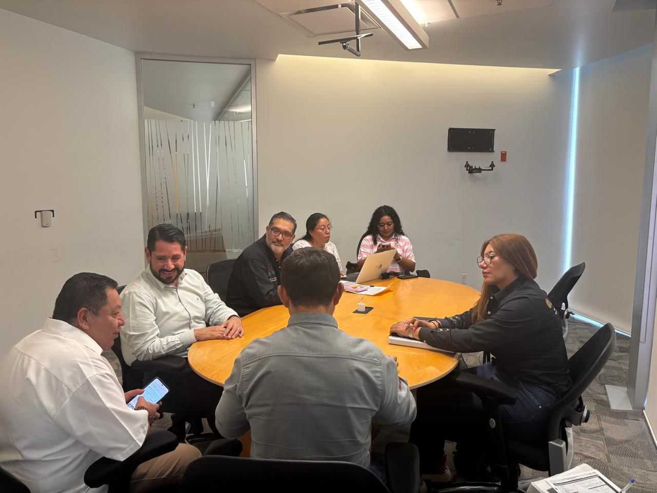 UPTAP FORTALECE LA TRANSPARENCIA FINANCIERA CON ENFOQUE DE IGUALDAD EN REUNIÓN CON LA SECRETARÍA DE FINANZAS