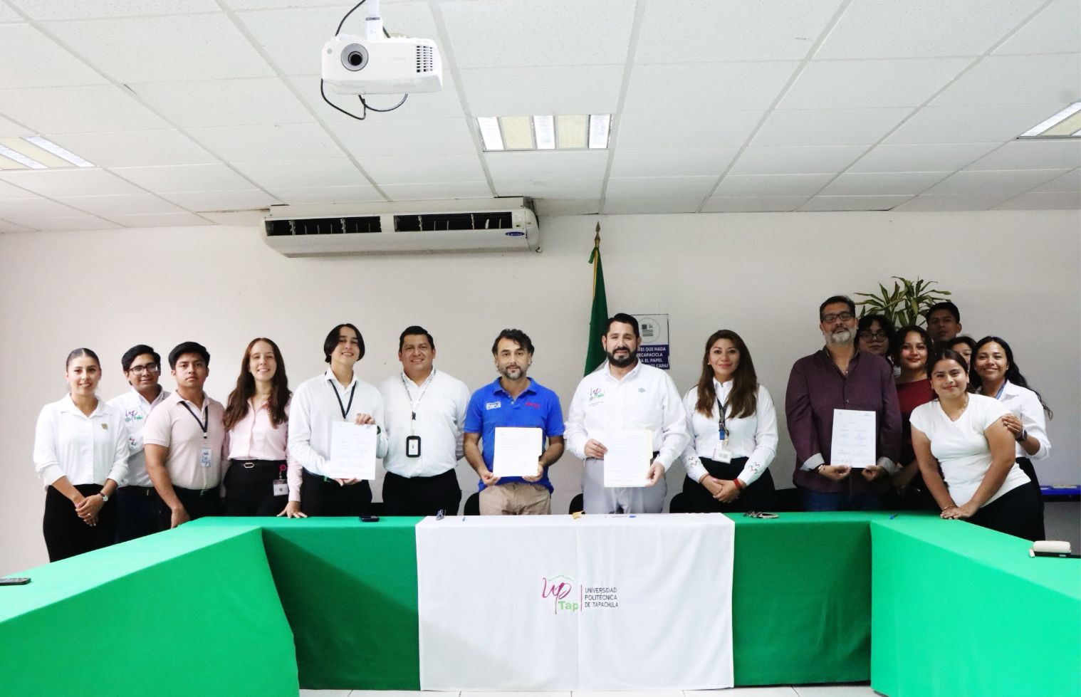 UPTAP FIRMA CONVENIO DE COLABORACIÓN CON PAPELERÍAS DEL SUR EN FAVOR DE LA SUSTENTABILIDAD Y LA VINCULACIÓN INSTITUCIONAL