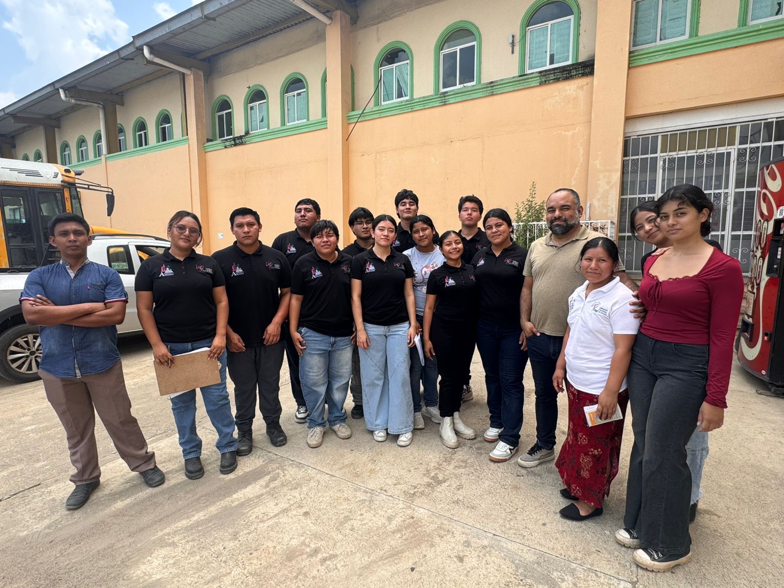 FORTALECEN LA FORMACIÓN ACADÉMICA DE ESTUDIANTES DE LA UPTAP DE INGENIERÍA EN ALIMENTOS  MEDIANTE VISITA INDUSTRIAL